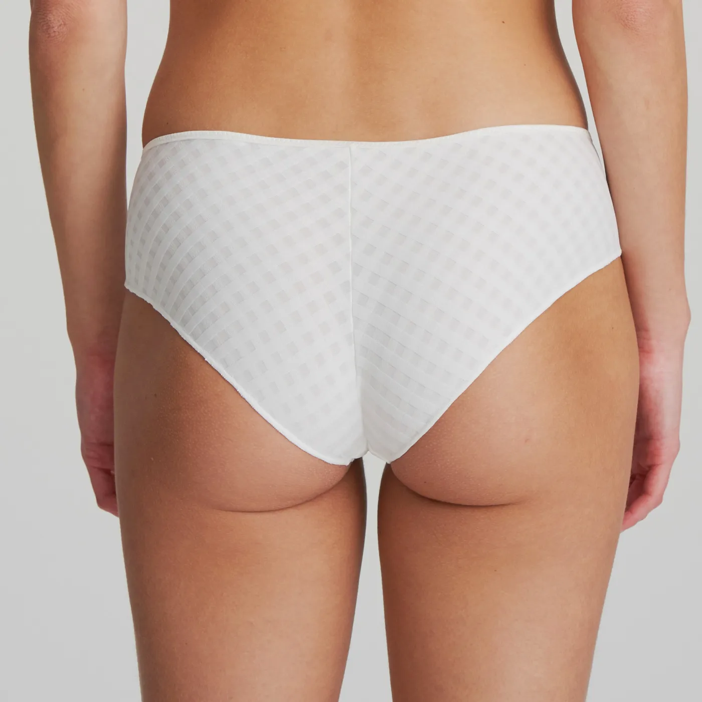 AVERO Hotpants