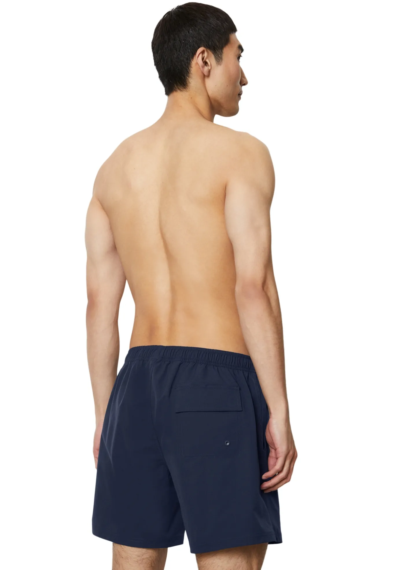 BADESHORTS AUS RECYCELTEM MATERIAL