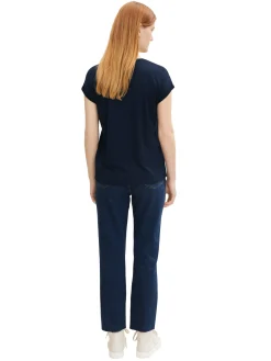 Basic T-Shirt
