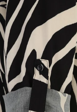 Bluse mit Blätter-Print
