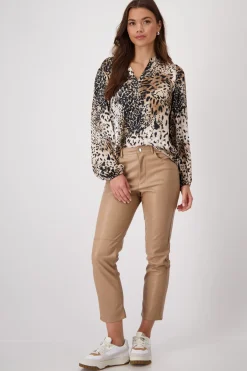 Bluse mit Leomuster