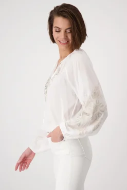 Bluse mit Stickerei