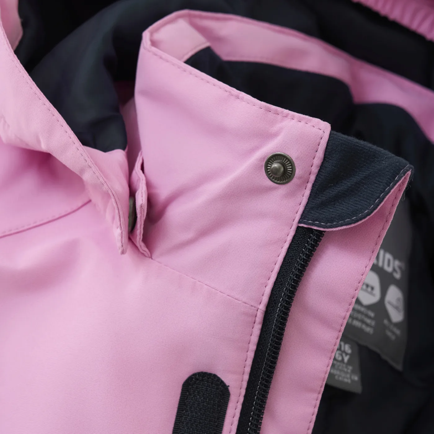 Coverall W. Contrast