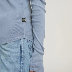 Deep Slim Longsleeve
