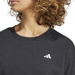 Essentials Small Logo Feel Cozy Sweatshirt