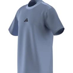 Essentials Small Logo Single Jersey T-Shirt