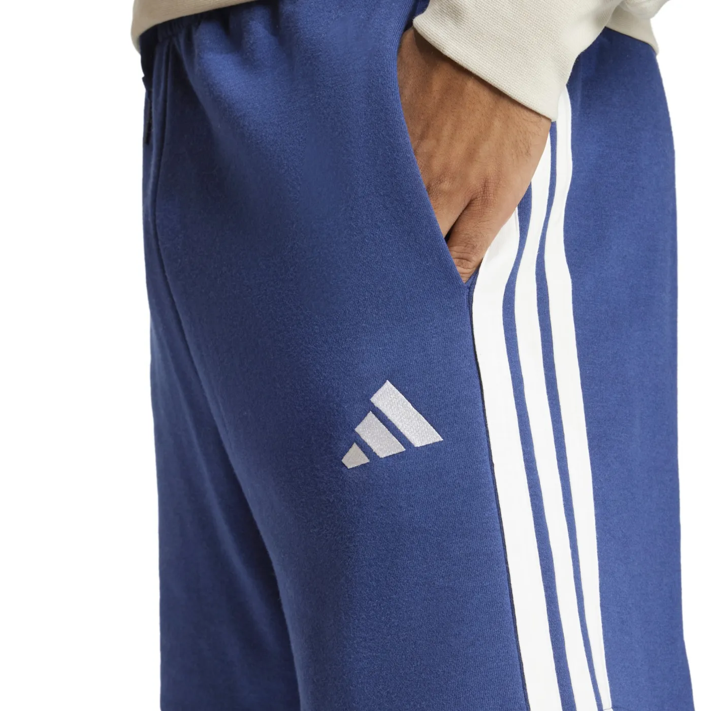 Essentials 3-Streifen French Terry Shorts