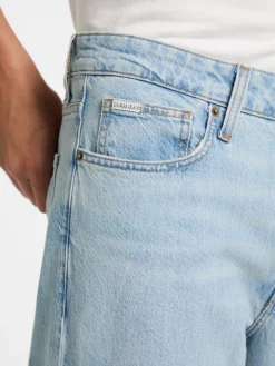 G15 Relaxed Jeans