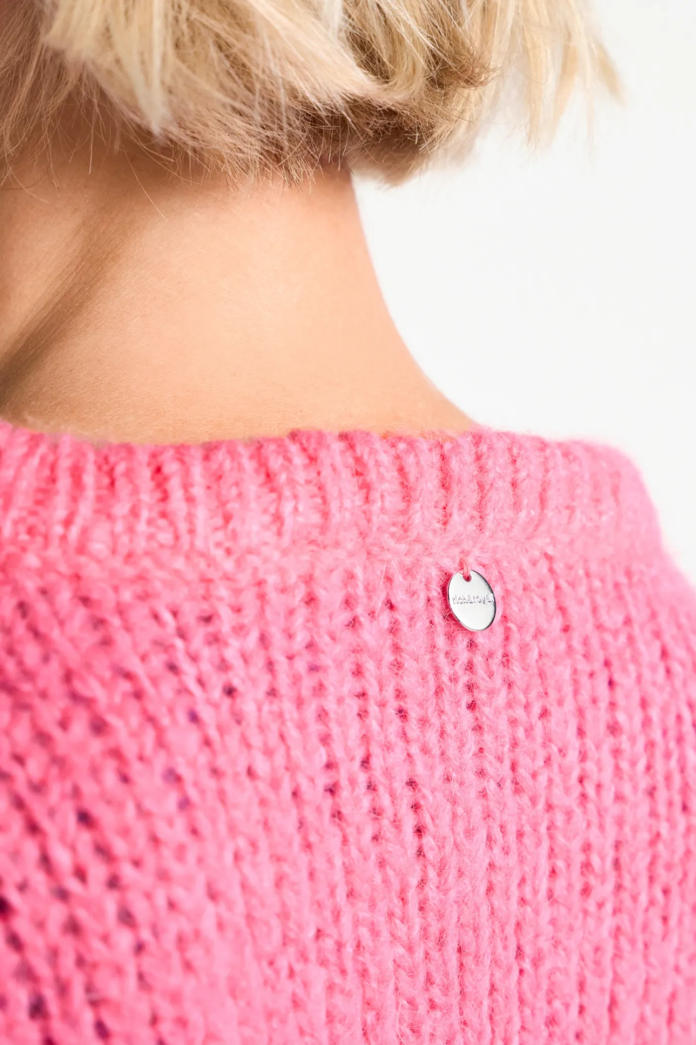 Grobstrickpullover mit Rundhals