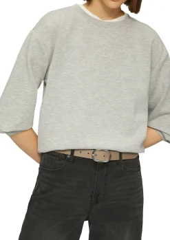 Hochwertiger Ledergürtel mit ovaler Schließe und Logo-Detail