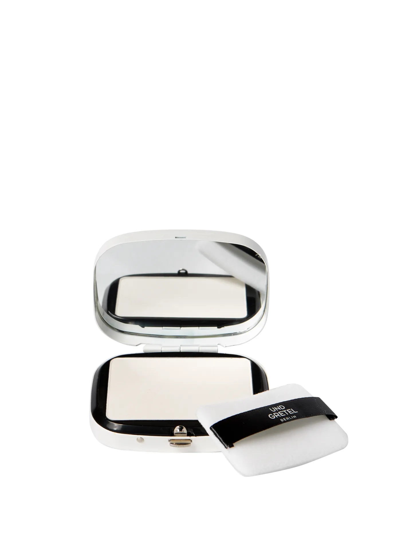 ILGE Translucent Compact Powder