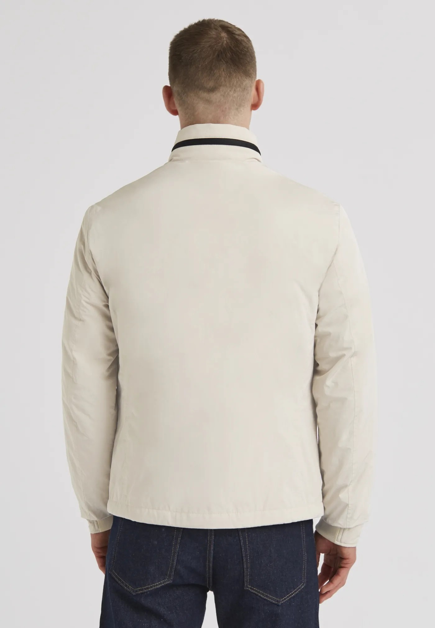 Jacke mit leicht tailliertem Schnitt