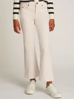 Jeans mit ausgestelltem Bein