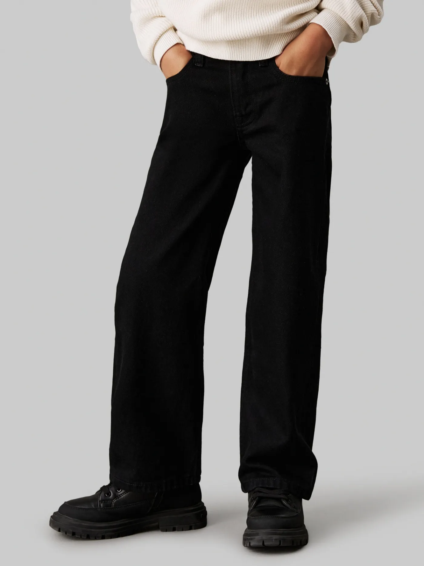 Jeans mit weitem Bein