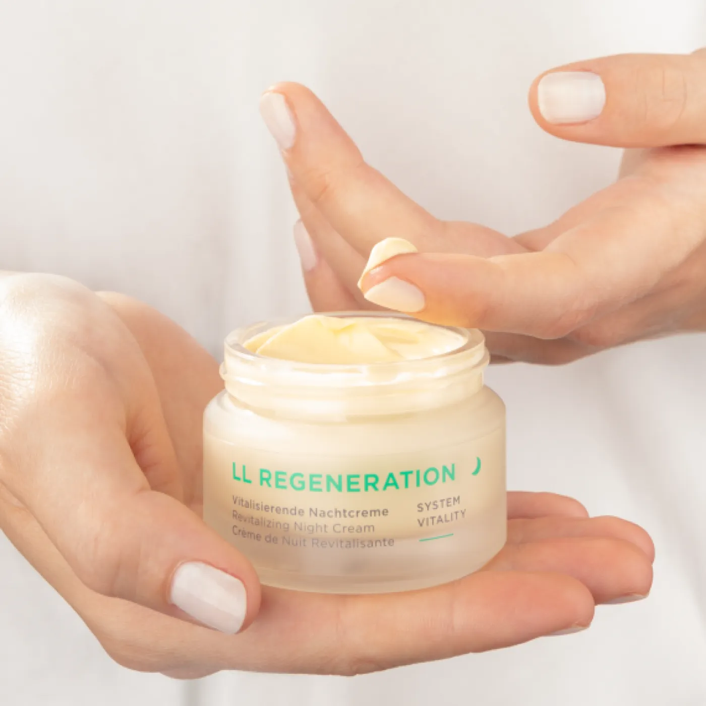 LL REGENERATION Vitalisierende Nachtcreme