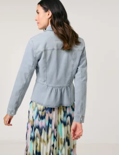 Modische Jeansjacke