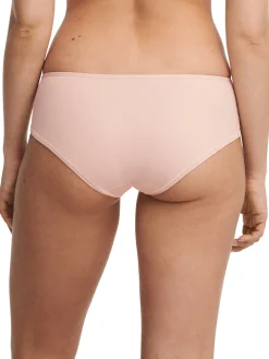 Norah Chic Bedeckender Shorty