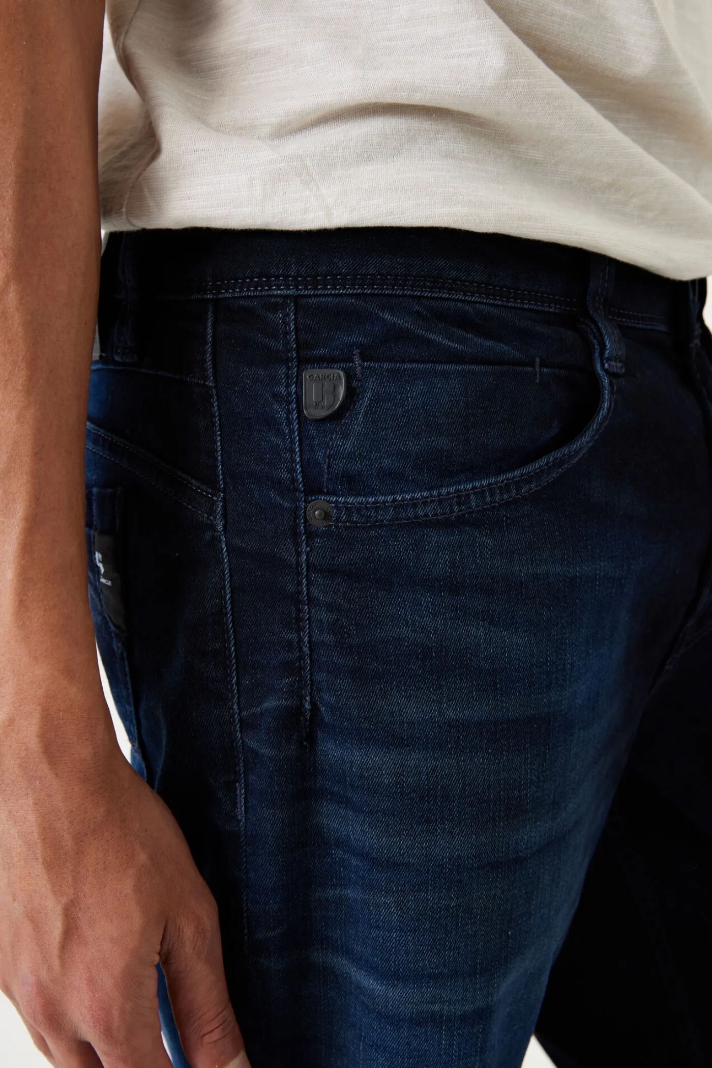 Rocko 690 Slim Jeans