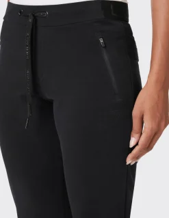 Shelly Sweathose