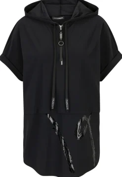 Shirt aus elastischer Wirkware mit Hoodie