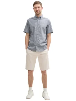 Slim Chino Shorts mit Gürtel
