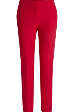 Slim-Fit Hose aus Stretch-Gewebe mit Logo-Niete