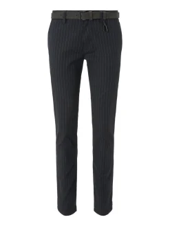 Strukturierte Chinohose mit Gürtel