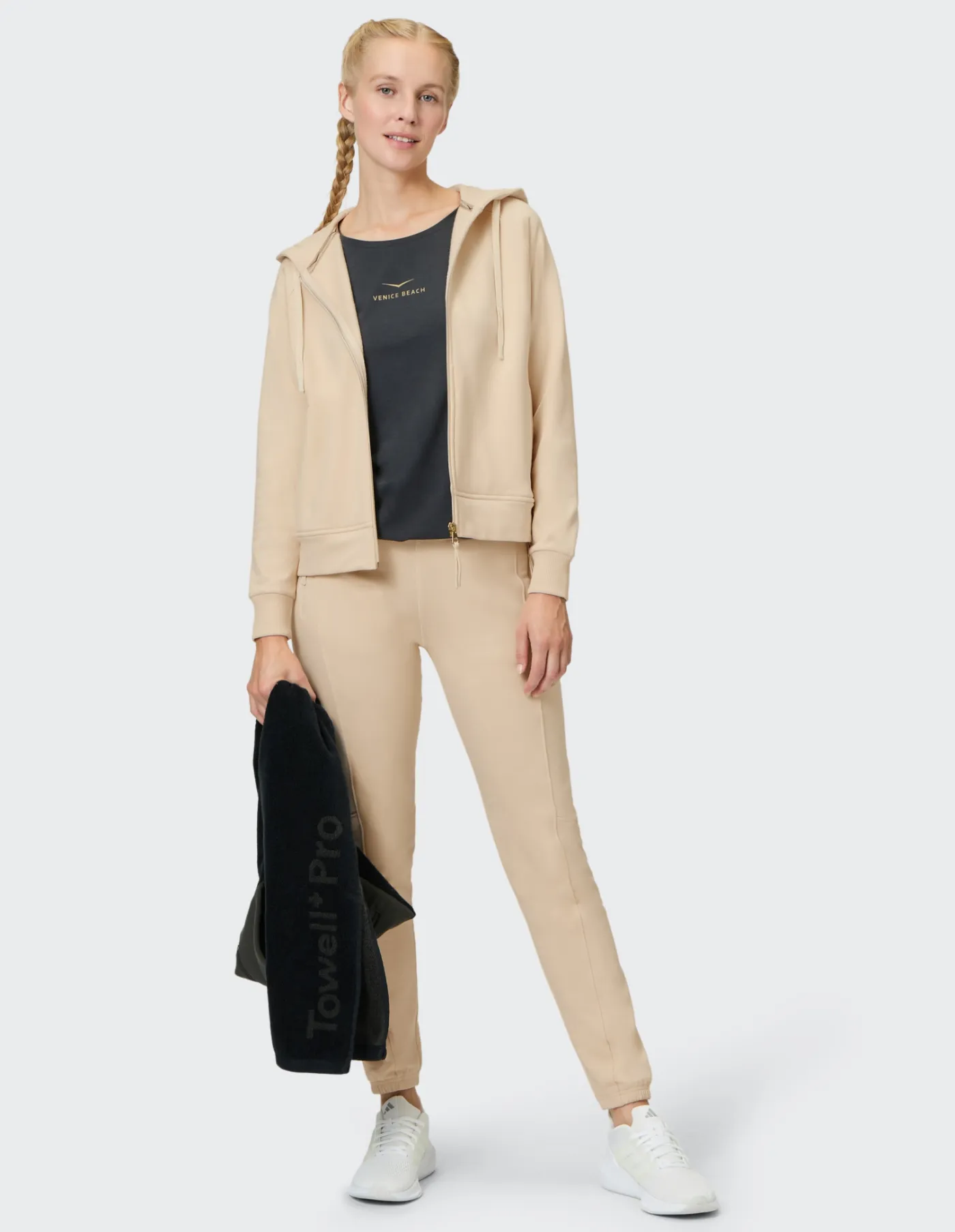 Sweatjacke Dillah