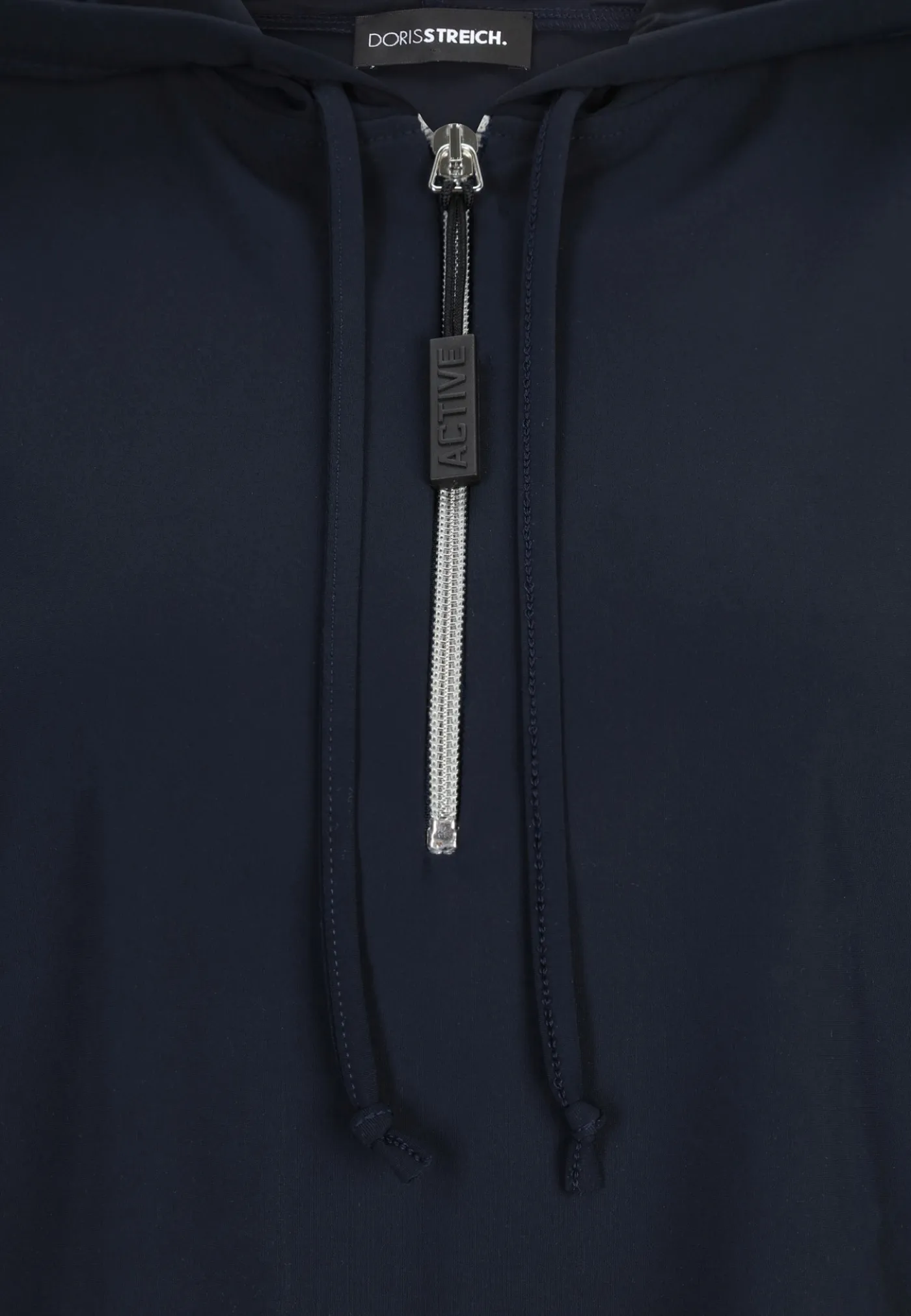 Sweatshirt mit Kapuze und dekorativem Reißverschlussanhänger