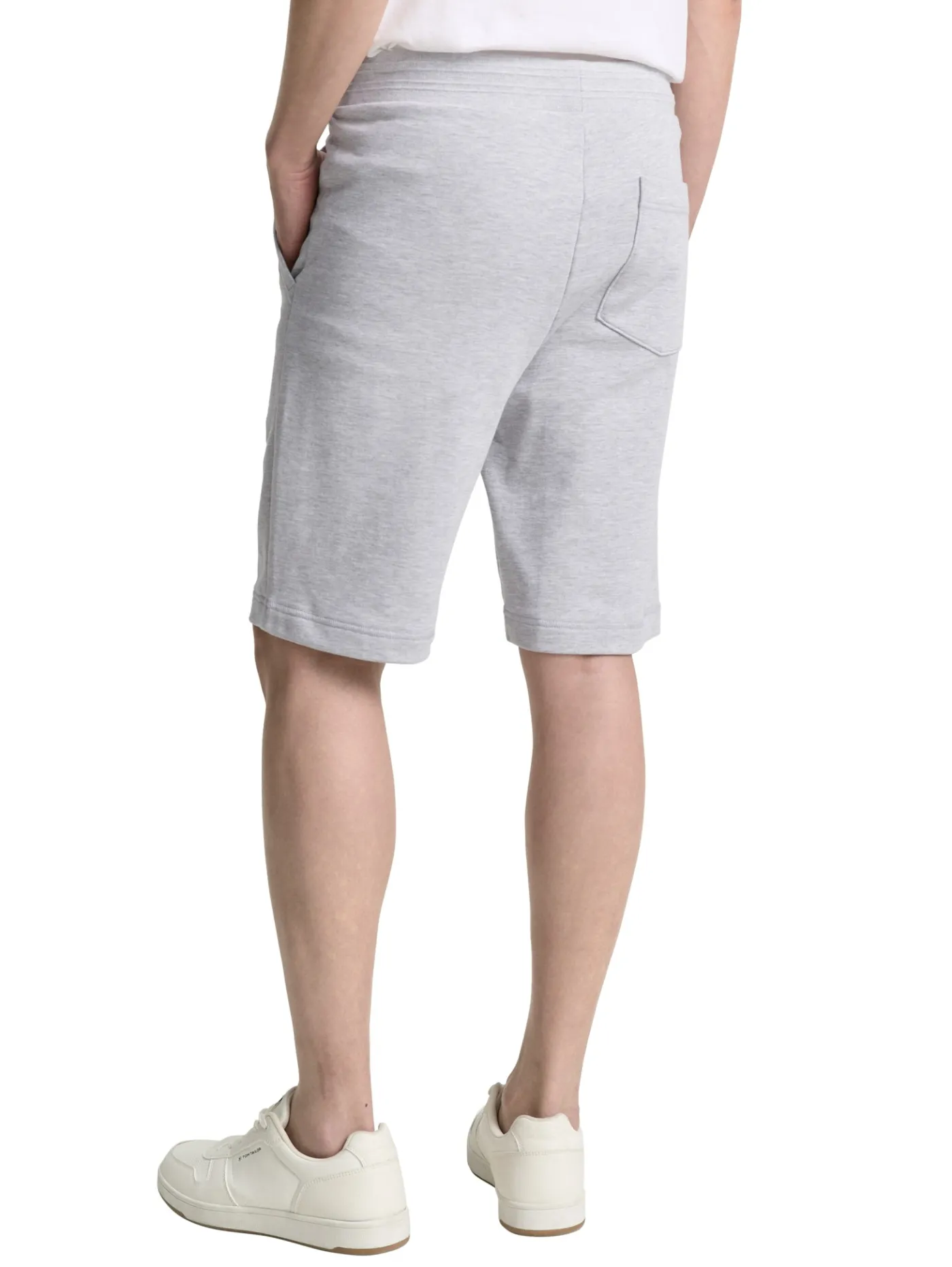 Sweat Shorts mit detailliertem Kordelzug