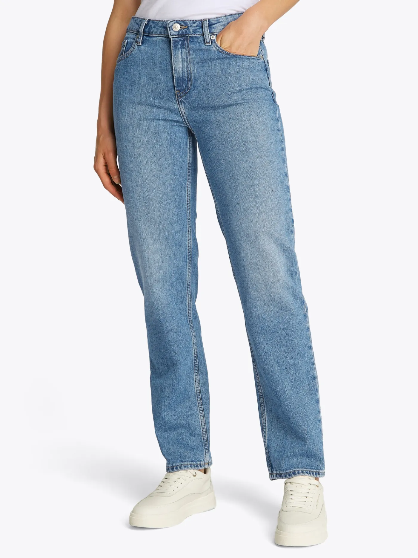 Uma Straight Jeans