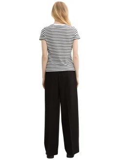 Wide Leg Hose